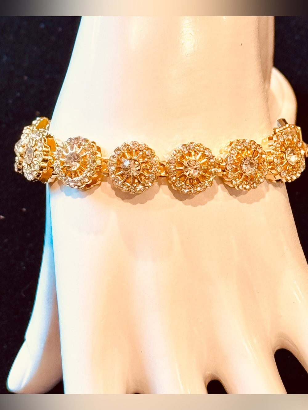 AJ USA Boutique VVS CZ 14k Plating Stainless Steel Flower Halo Bracelet 7" NWOT